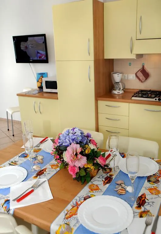 Residence Corallo 카오를레 0*,